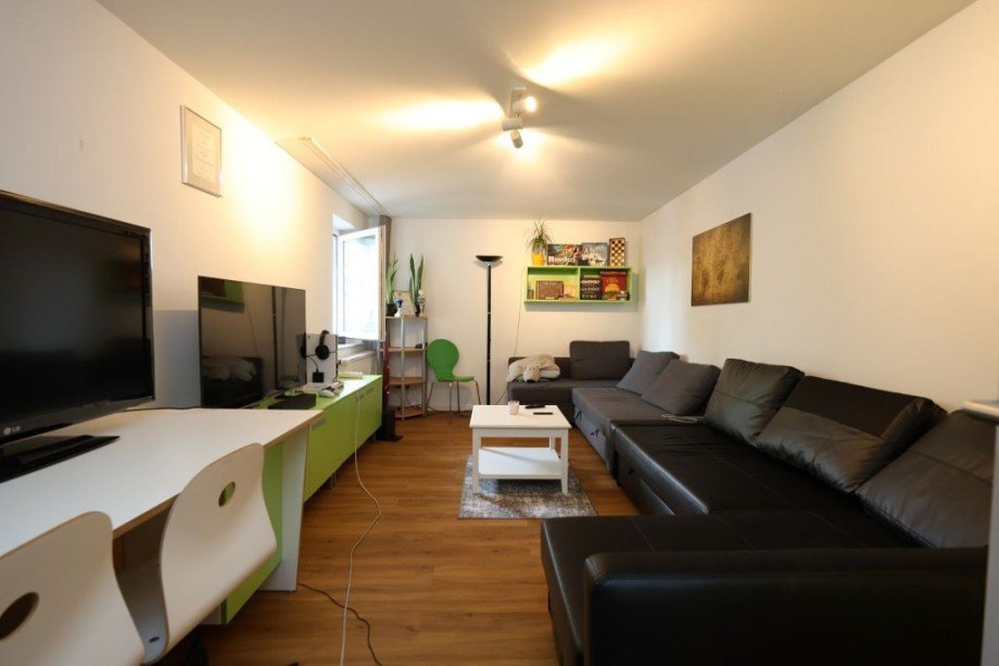 WOHNZIMMER 2. OG Renditeobjekt Darmstadt