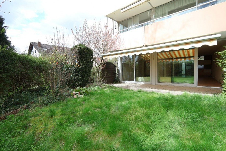EIGENER GARTEN Etagenwohnung Messel