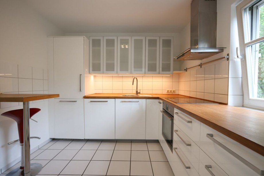 EINBAUK�CHE Etagenwohnung Darmstadt