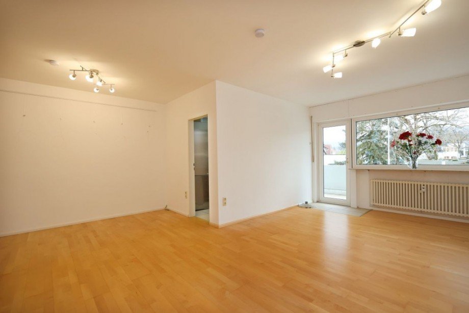 WOHN- / ESSBEREICH Etagenwohnung Darmstadt