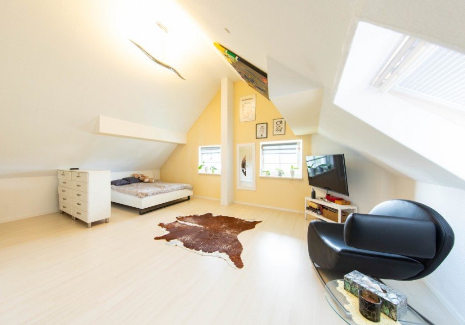 DACHZIMMER Zweifamilienhaus Darmstadt