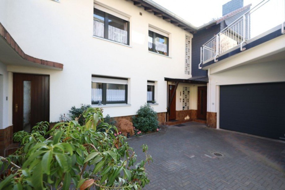 HOF / HINTERHAUS Mehrfamilienhaus Darmstadt