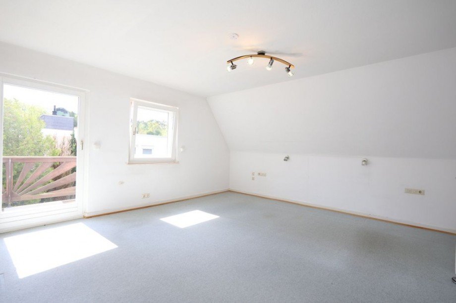 ZIMMER IM OG Einfamilienhaus Darmstadt