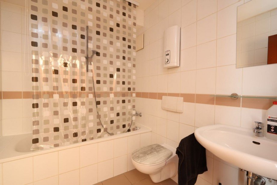 BADEZIMMER Etagenwohnung Pfungstadt