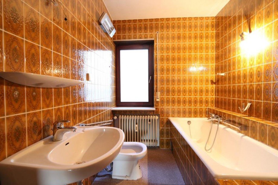BADEZIMMER OG Zweifamilienhaus Seeheim-Jugenheim