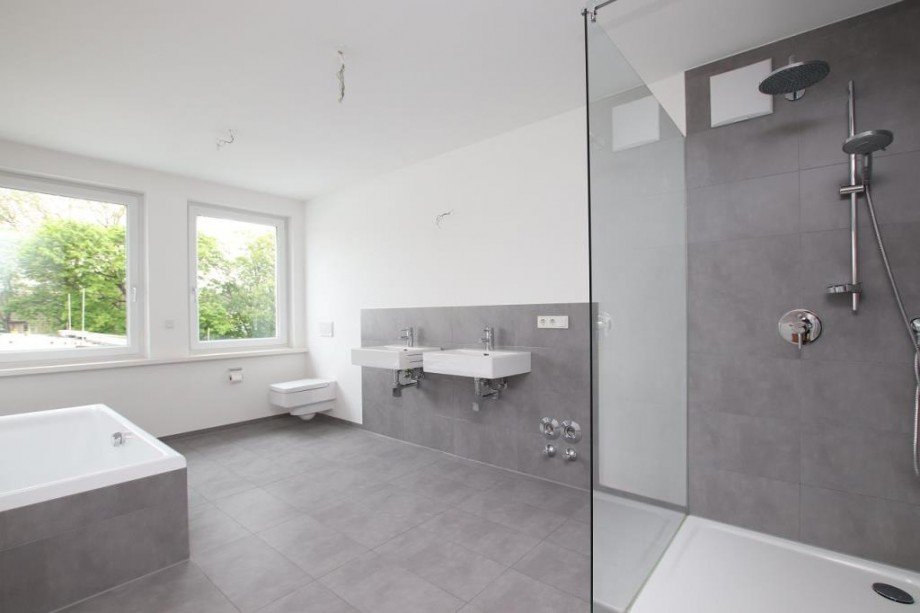 OFFENES BAD Etagenwohnung Darmstadt