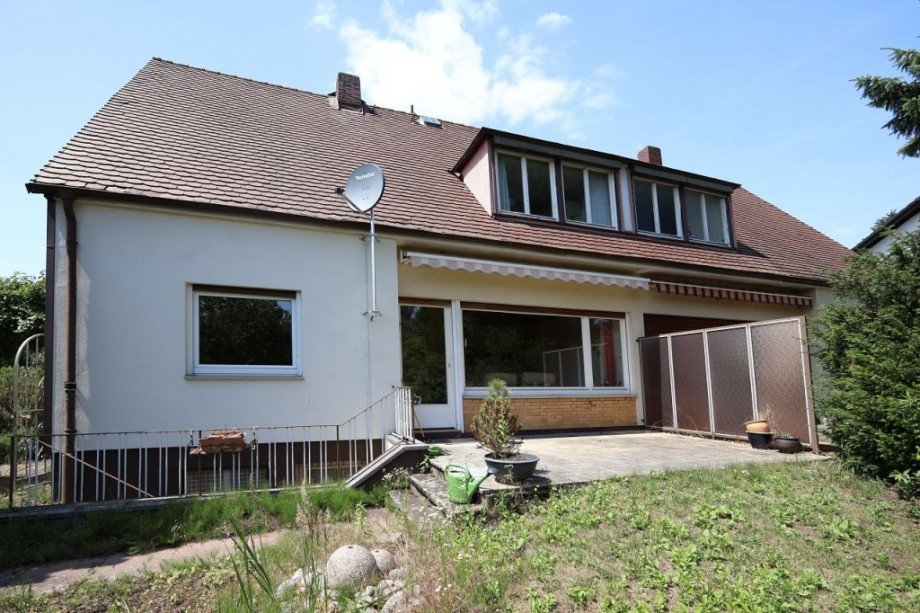 HINTERANSICHT Einfamilienhaus M�hltal