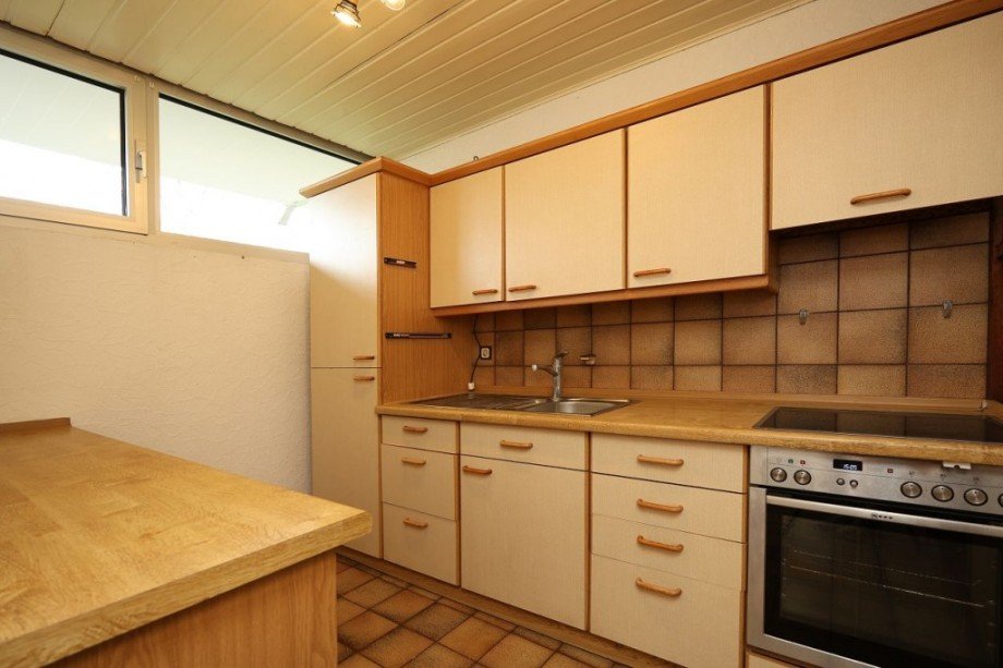 EINBAUK�CHE Etagenwohnung Messel