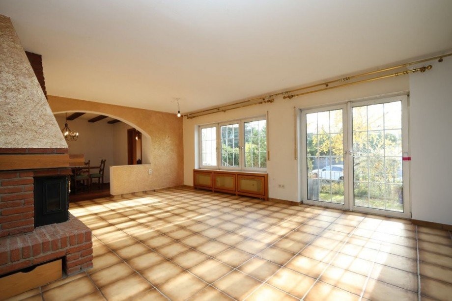 WOHNZIMMER MIT KAMIN Einfamilienhaus Darmstadt