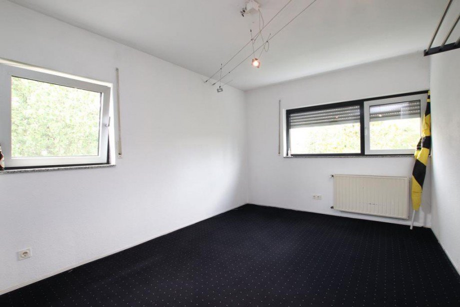 ZIMMER IM OG Einfamilienhaus Seeheim-Jugenheim