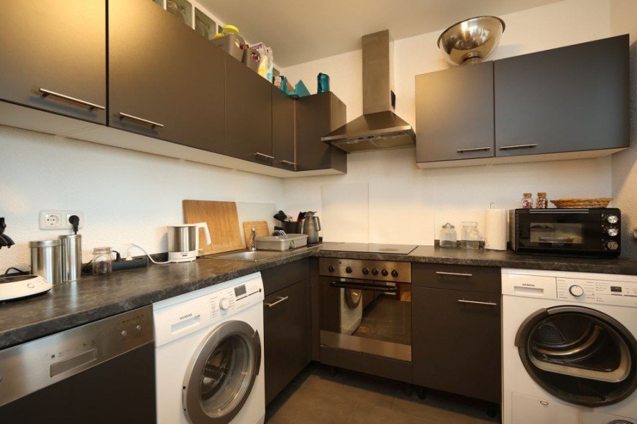 EINBAUK�CHE Etagenwohnung Darmstadt