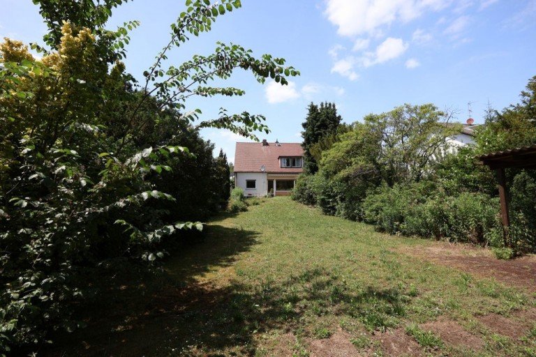 BLICK ZUM HAUS M�hltal Einfamilienhaus GRUNDST�CKSTRAUM mit Doppelhaus