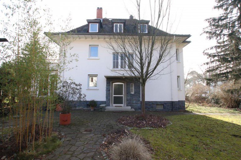 DIE VILLA Darmstadt Einfamilienhaus *** DIE VILLA ***