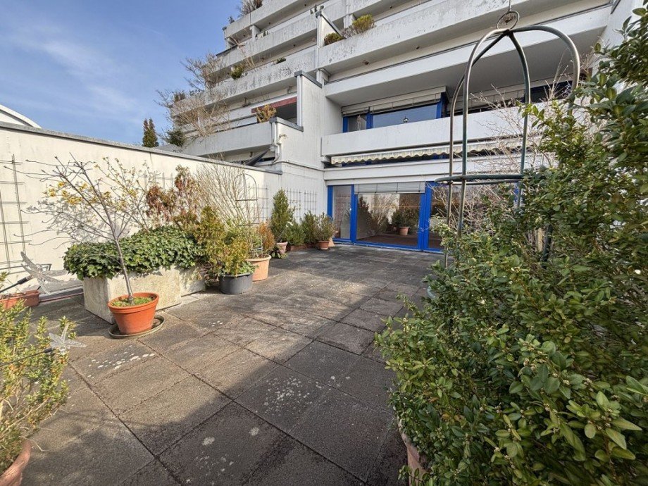 SONNIGE TERRASSE Etagenwohnung Darmstadt