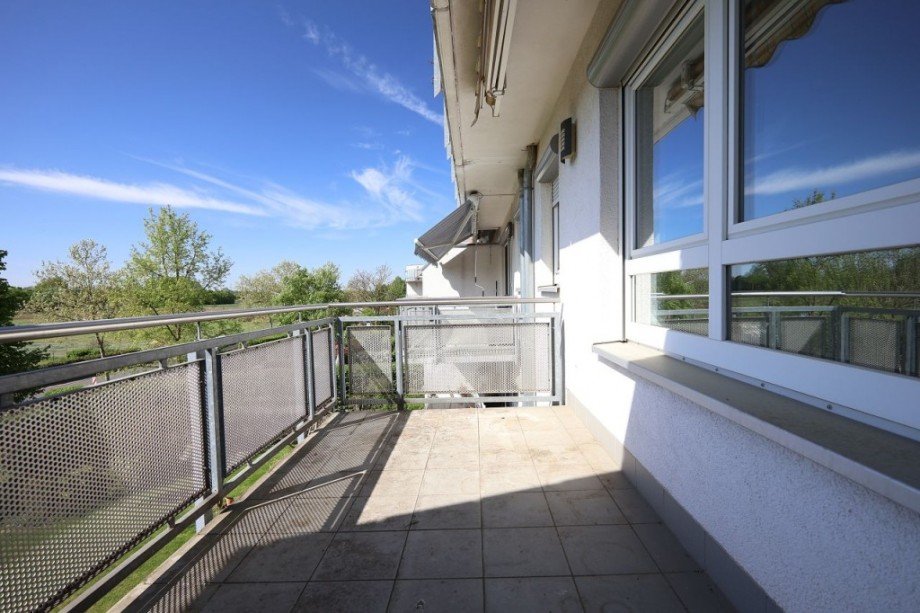 SONNENBALKON Etagenwohnung Griesheim