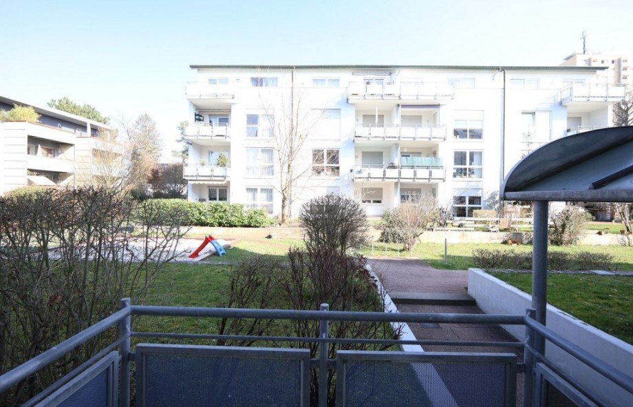 BALKON MIT AUSBLICK Etagenwohnung Darmstadt