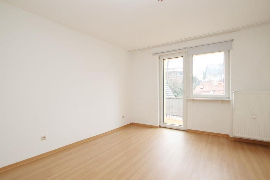 SCHLAFZIMMER Etagenwohnung Ober-Ramstadt