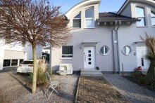 AUSSENANSICHT HIER GEHT DAS HERZ AUF ...