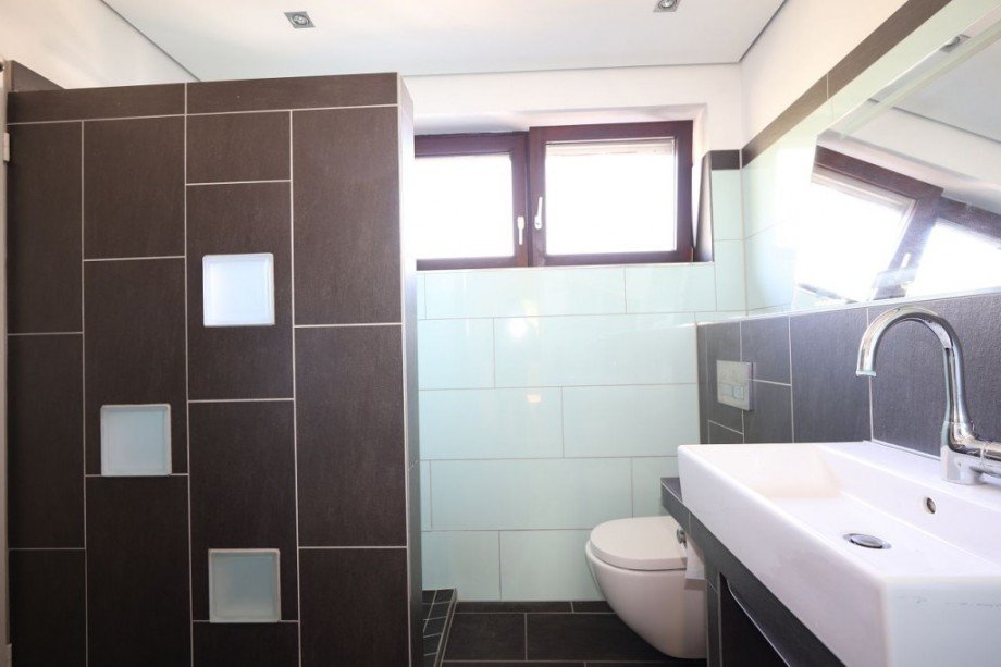 BADEZIMMER Etagenwohnung Darmstadt