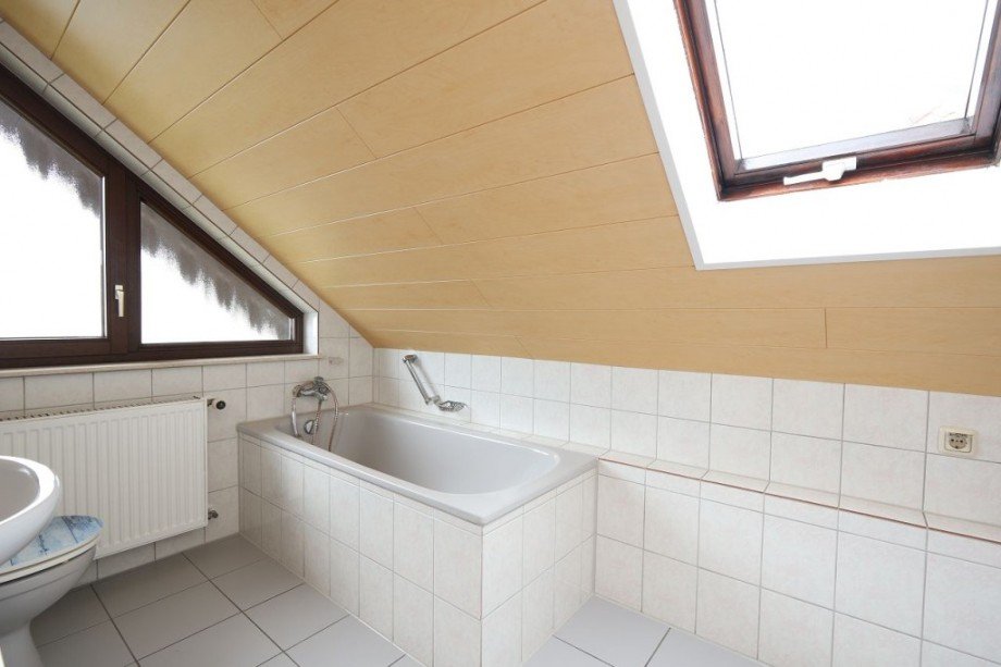 BADEZIMMER Etagenwohnung Pfungstadt