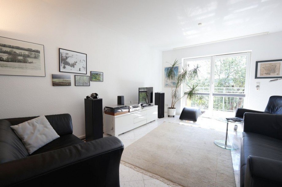 ZIMMER Etagenwohnung M�hltal