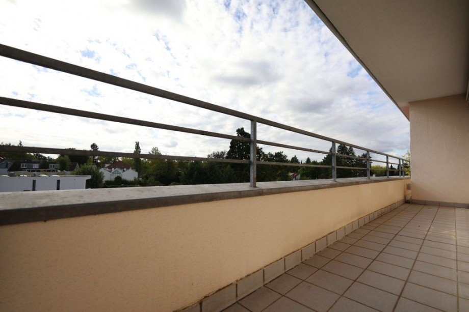 GROSSER BALKON Etagenwohnung Darmstadt