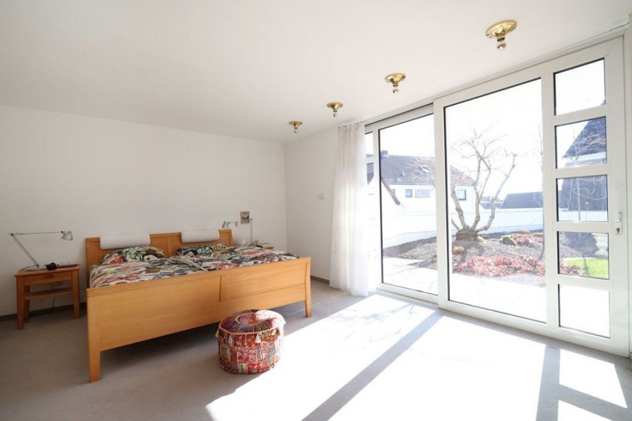 SCHLAFZIMMER Doppelhaush�lfte Ober-Ramstadt
