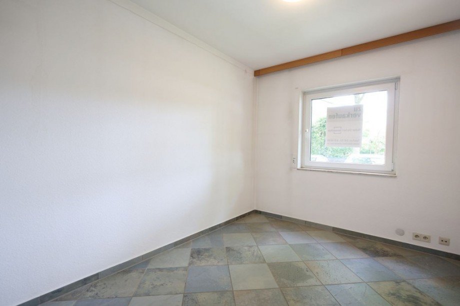 ZIMMER EG Doppelhaush�lfte Darmstadt