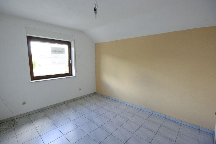 SCHLAFZIMMER Doppelhaush�lfte Ro�dorf b Darmstadt
