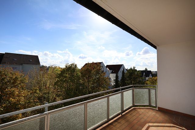 BALKON Pfungstadt Etagenwohnung RESERVIERT ... super hell in Pfungstadt!