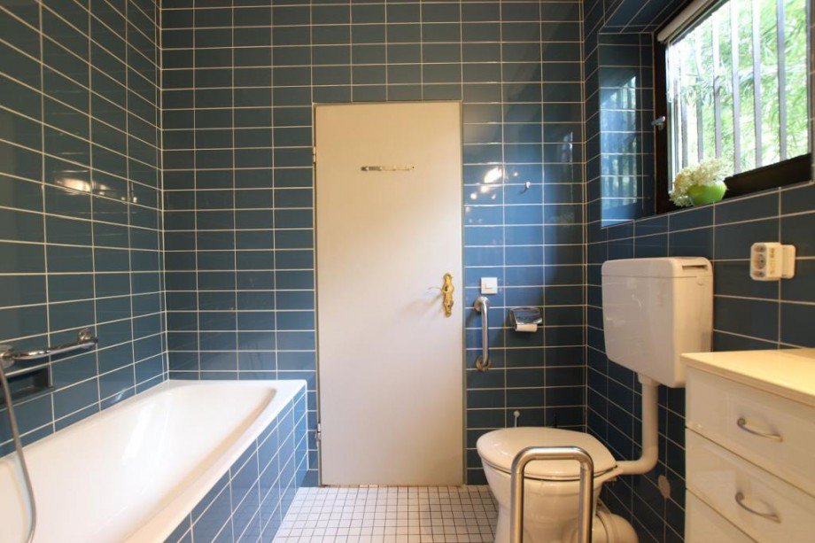 HAUPTBAD Bungalow Darmstadt