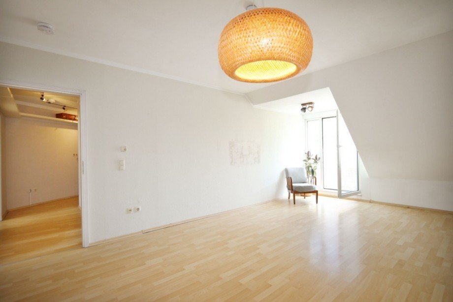 WOHNZIMMER Etagenwohnung Darmstadt