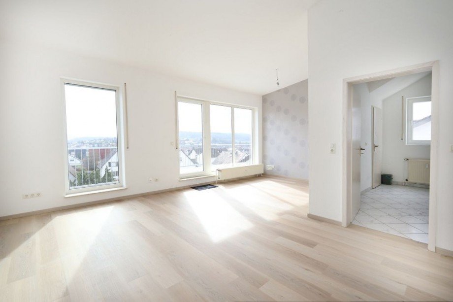 WOHN-/ESSBEREICH Etagenwohnung Gro�-Bieberau