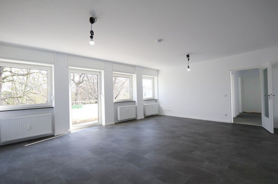 WOHN- / SCHLAFBEREICH Etagenwohnung Darmstadt