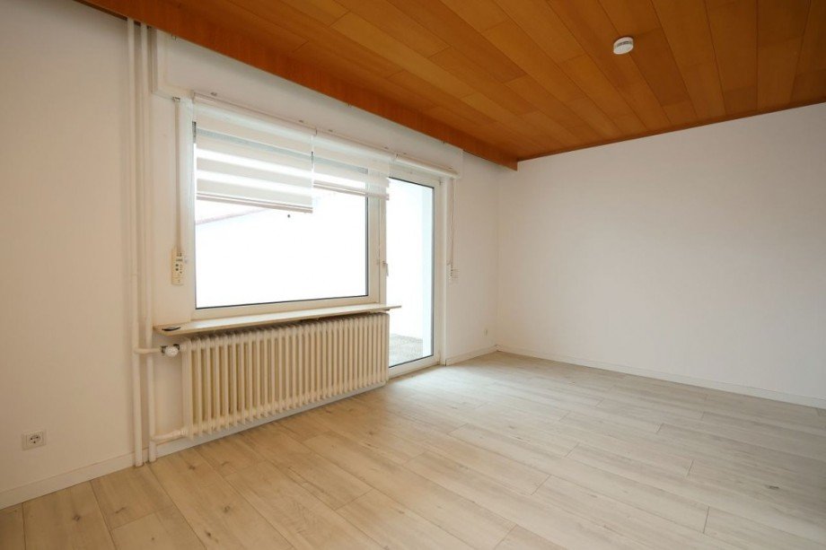 WOHNRAUM IM EG Einfamilienhaus Griesheim