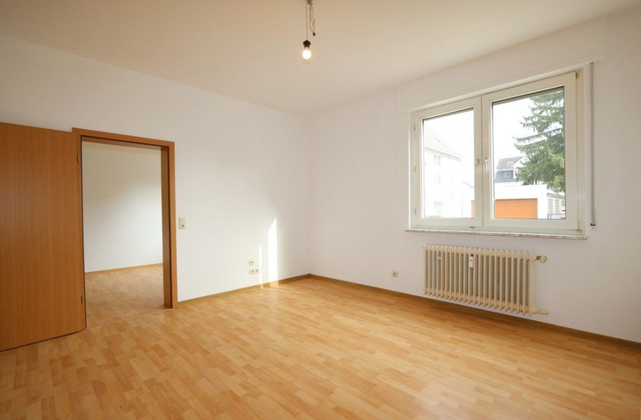 DURCHGANGSZIMMER Etagenwohnung Pfungstadt