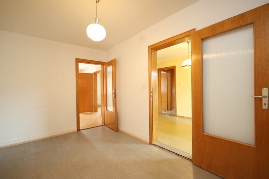 ESSBEREICH IM EG Doppelhaush�lfte Reinheim