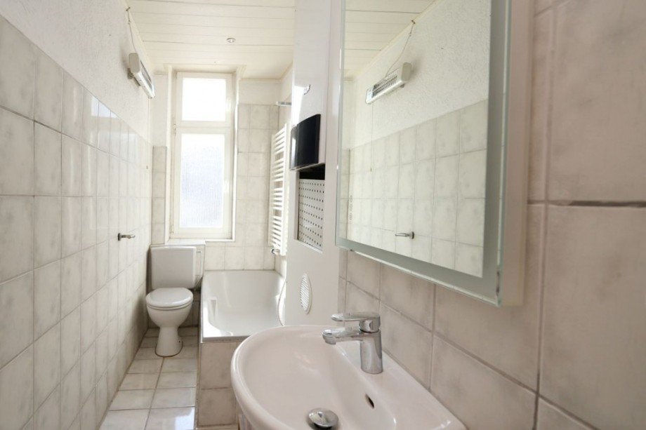 BADEZIMMER Etagenwohnung Darmstadt