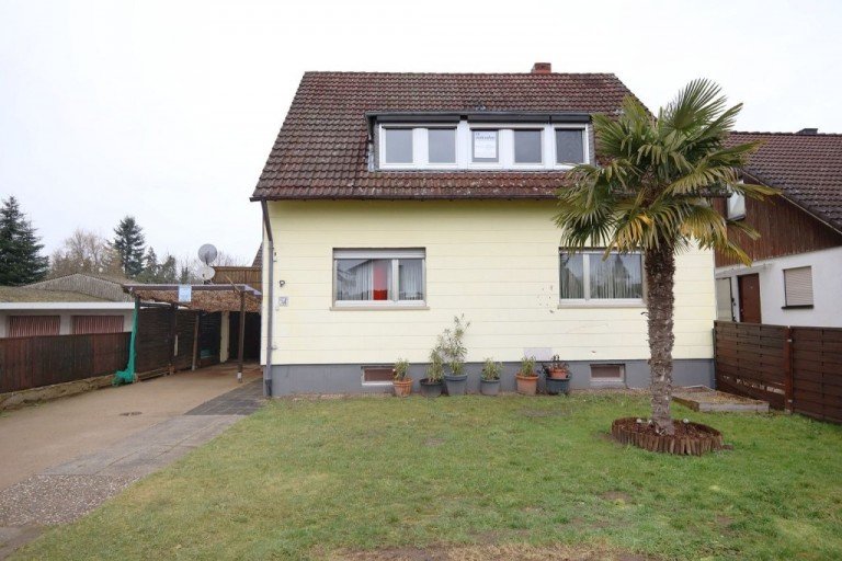 HAUSANSICHT Darmstadt Zweifamilienhaus Feldrandlage mit Potenzial