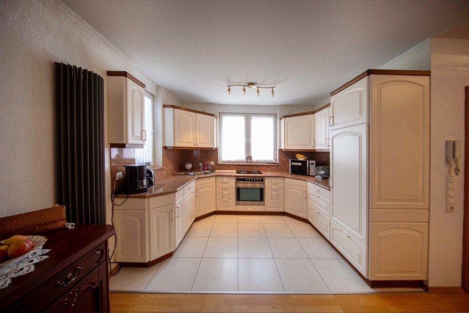 OFFENE EINBAUK�CHE Doppelhaush�lfte Darmstadt