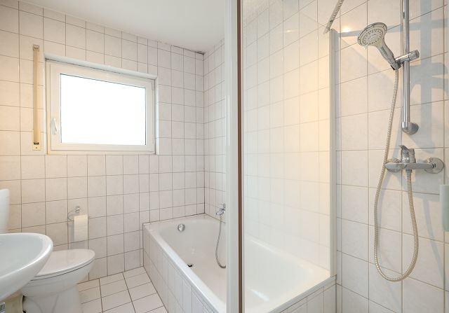 BAD Etagenwohnung Pfungstadt