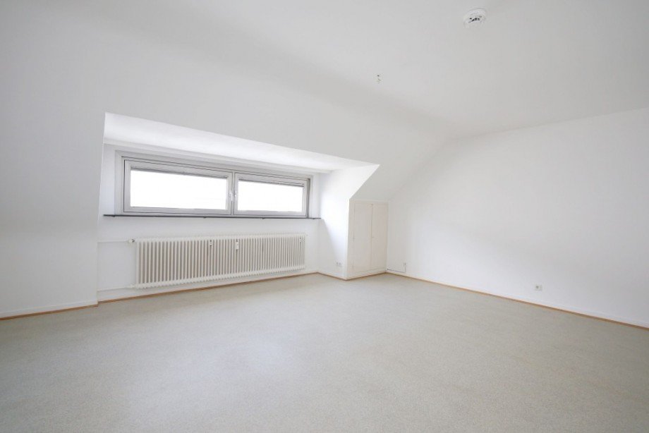WOHNZIMMER Etagenwohnung Darmstadt