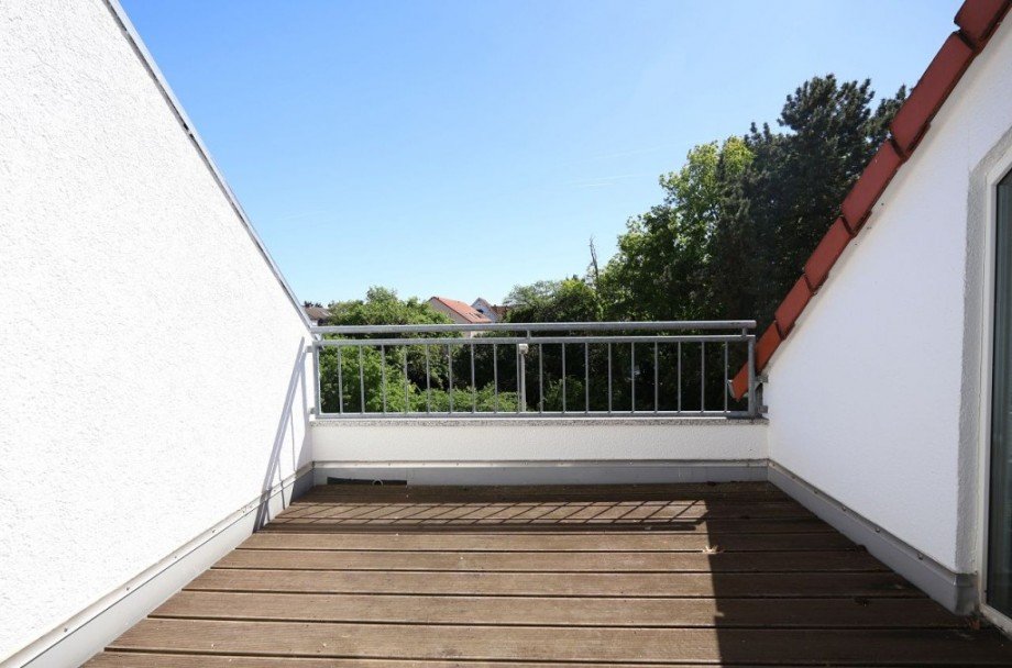 LOGGIA Doppelhaush�lfte Weiterstadt