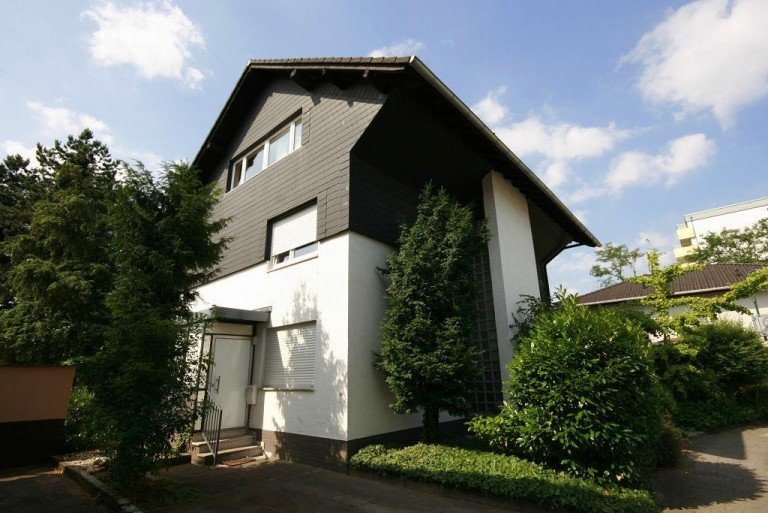 HAUSANSICHT Darmstadt Etagenwohnung Single-Wohnung in Eberstadt ... mit eigenem Eingang
