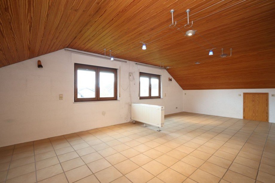 SCHLAFEN / ZIMMER OG Einfamilienhaus Weiterstadt