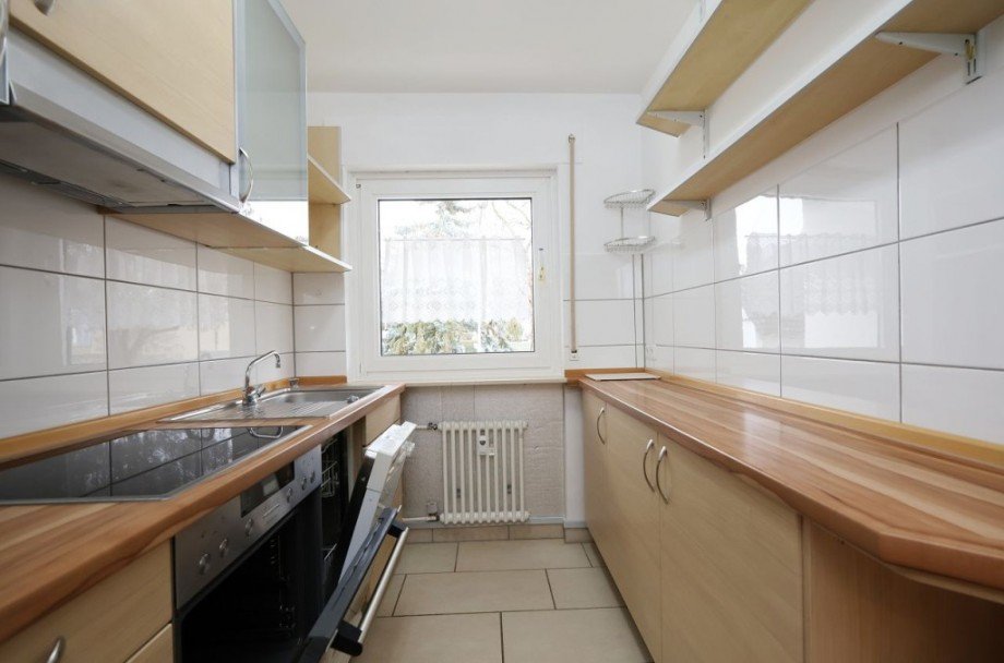 ABGESCHLOSSENE K�CHE Etagenwohnung Darmstadt