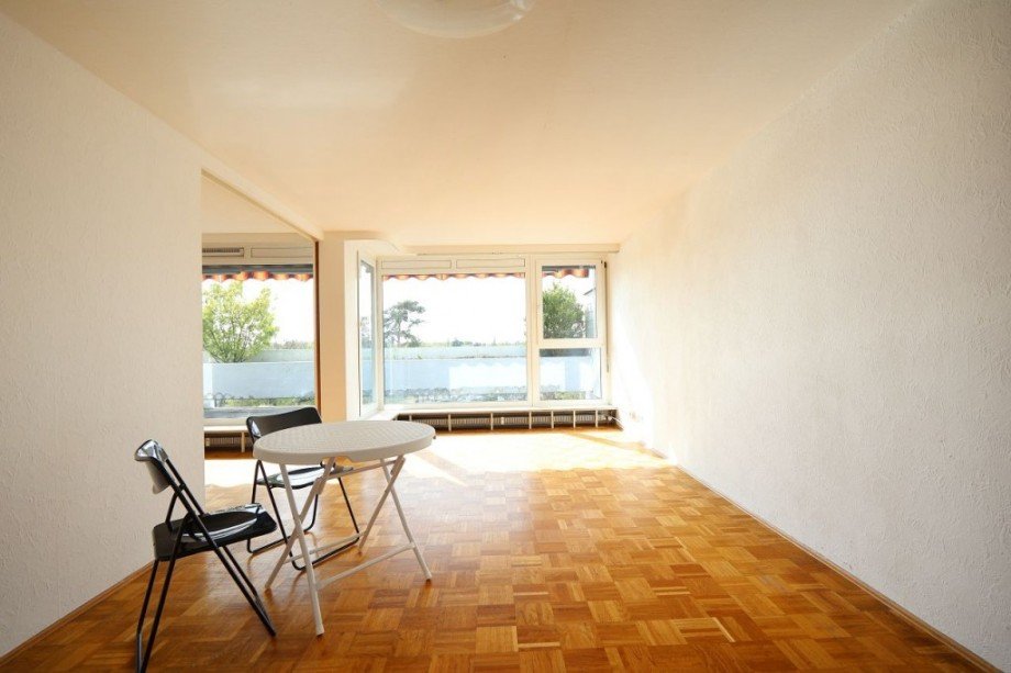 WOHN- / ESSBEREICH Etagenwohnung Darmstadt