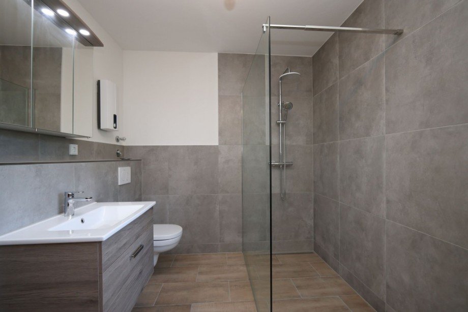BADEZIMMER Etagenwohnung Darmstadt