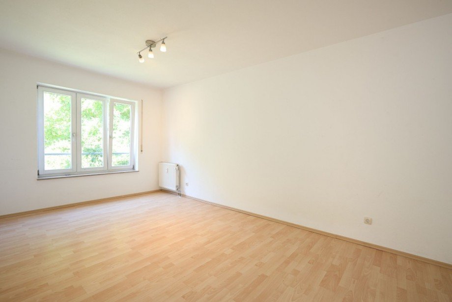 ZIMMER Etagenwohnung M�hltal