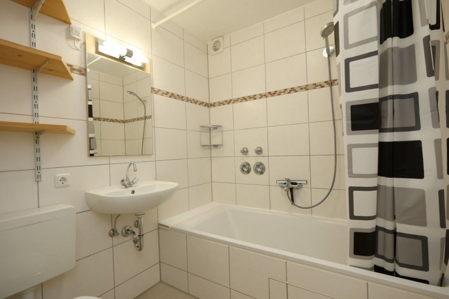 BADEZIMMER Etagenwohnung Darmstadt